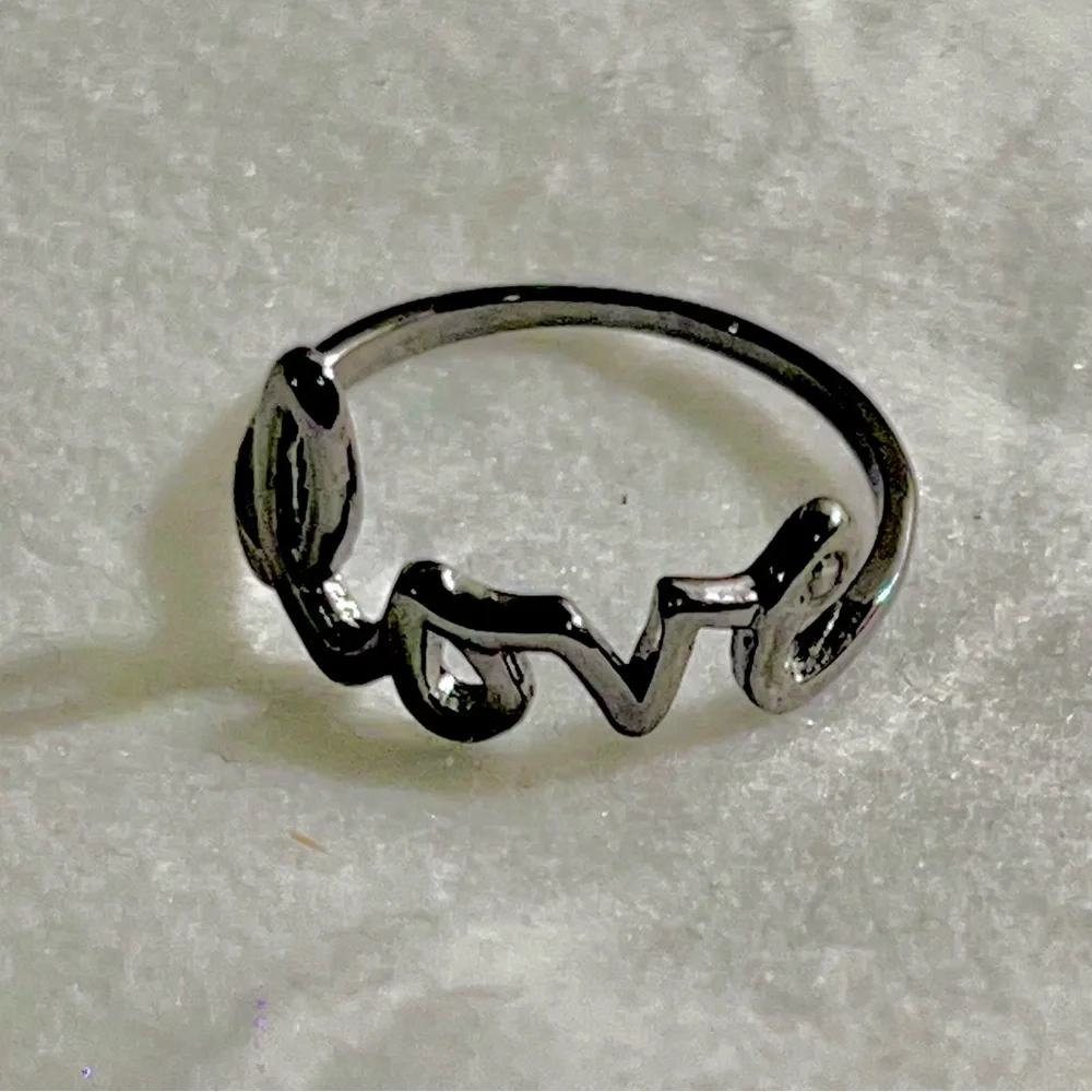 Black silver LOVE ring